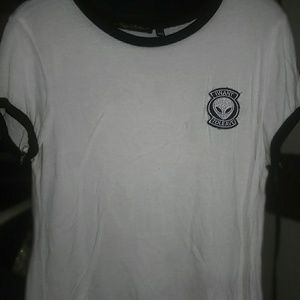 Black/white alien head T-shirt